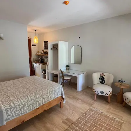 Bed & Breakfast Kybele Garden