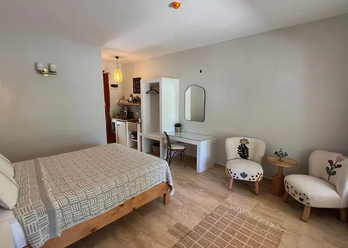 Oda ve Kahvaltı Kybele Garden